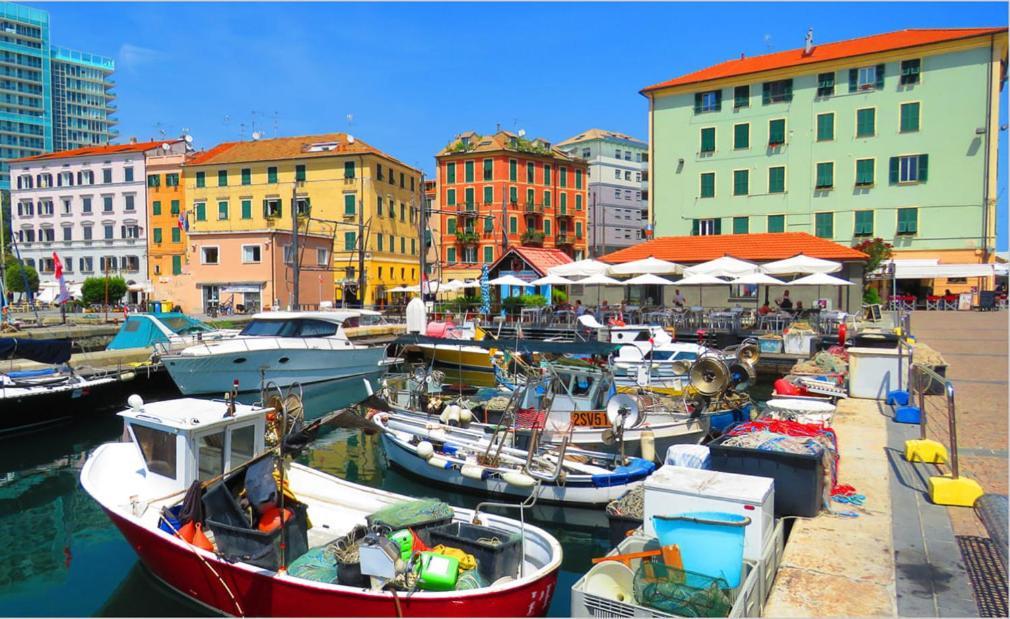Savona Casa Per Vacanze E Lavoro Apartamento Exterior foto