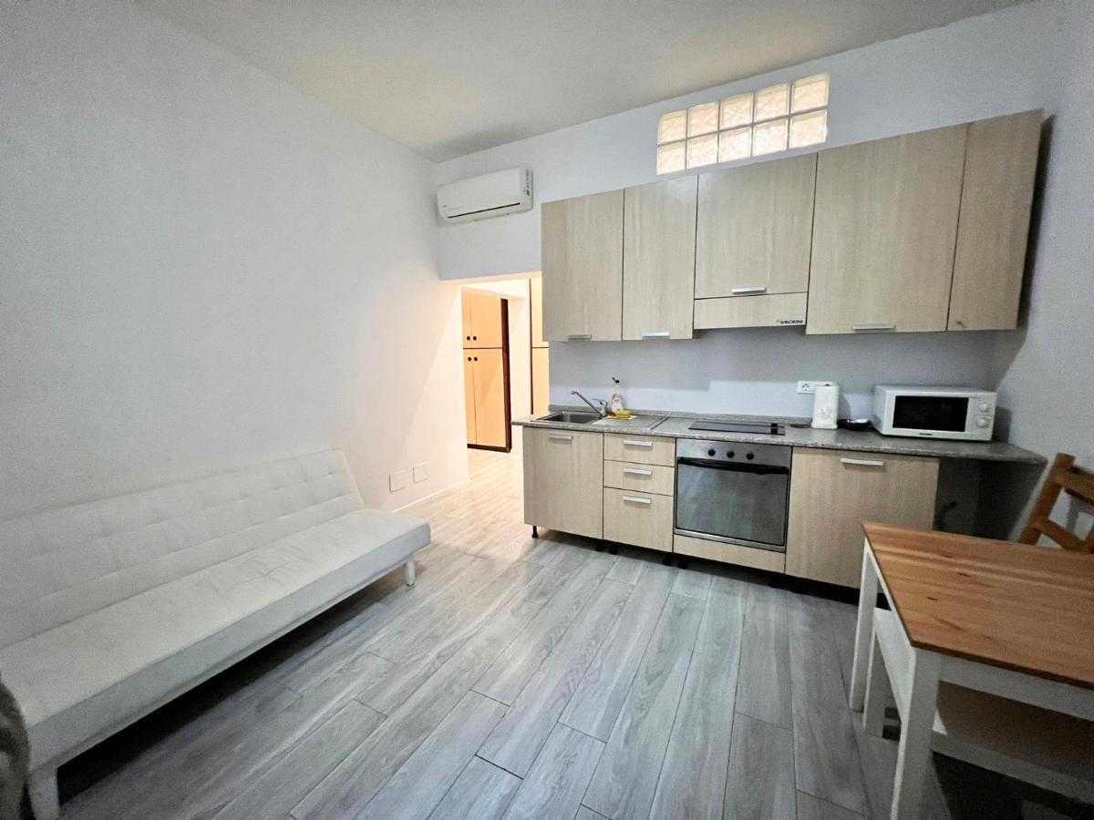 Savona Casa Per Vacanze E Lavoro Apartamento Exterior foto