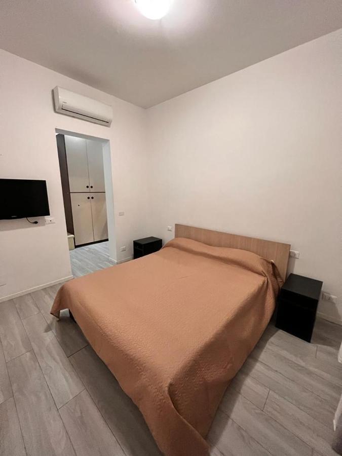 Savona Casa Per Vacanze E Lavoro Apartamento Exterior foto